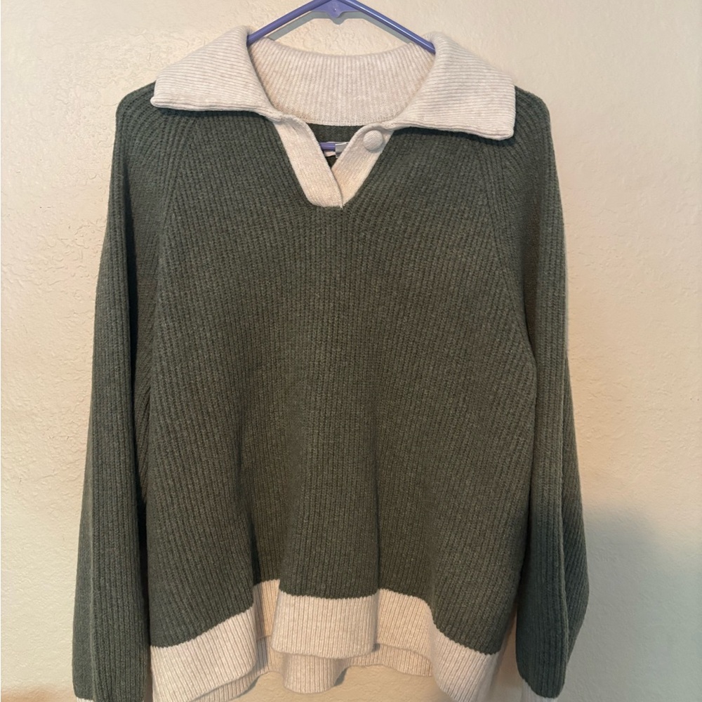 Aerie Olive and Cream Knit Sweater - Picture 2 of 3